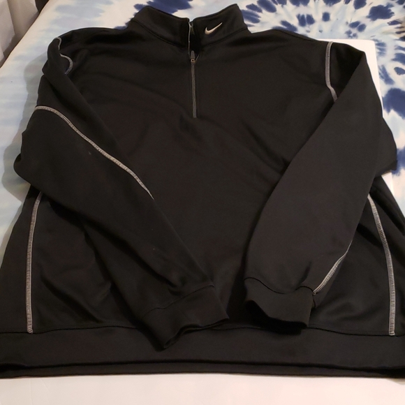 Nike Other - Mens nike golf thermals fit black 1/2 zip jacket